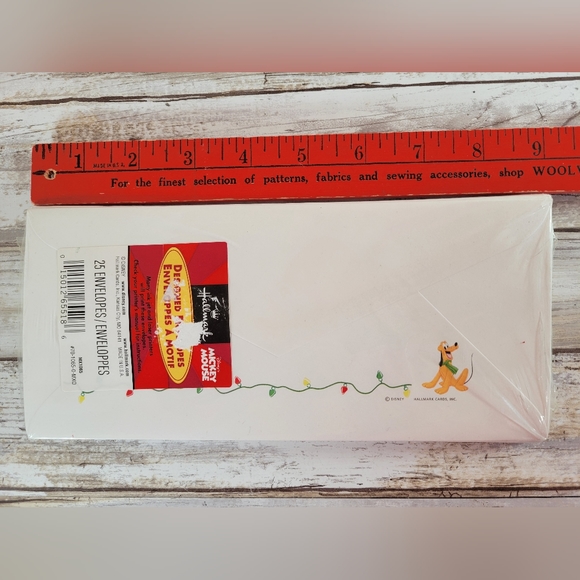 Hallmark Christmas Envelopes Pack of 25 Mickey Pluto - Picture 6 of 7